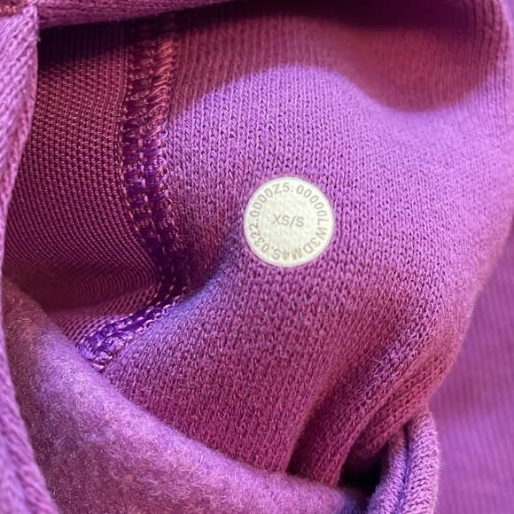 Lululemon Oversized Scuba - Picture 3 of 4